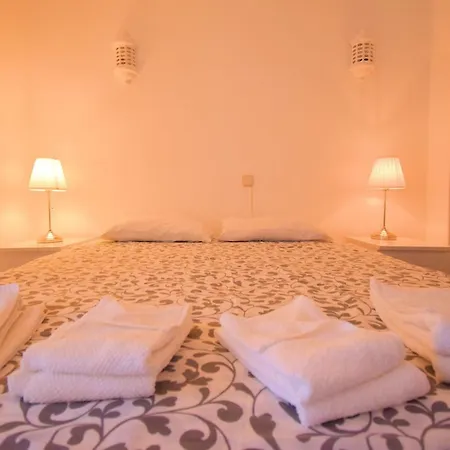 Fantastic Location, With A Large Terrace!! Apartmán