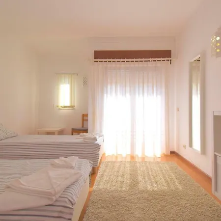 Fantastic Location, With A Large Terrace!! * Carvoeiro (Lagoa)