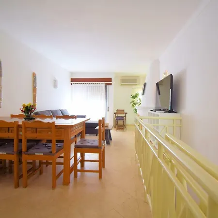 Fantastic Location, With A Large Terrace!! * Carvoeiro (Lagoa)
